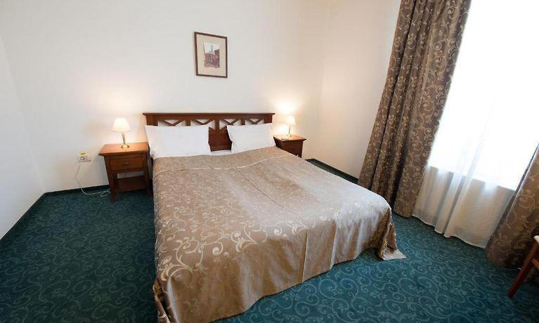 Hotel Ana Arad Bagian luar foto